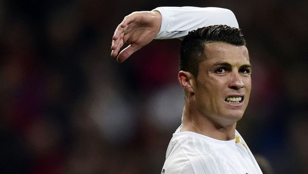 ക്രിസ്റ്റ്യാനോക്ക് പരിക്ക്;ചാമ്പ്യന്സ് ലീഗ് ആദ്യപാദ സെമിയില് കളിച്ചേക്കില്ല ക്രിസ്റ്റ്യാനോക്ക് പരിക്ക്;ചാമ്പ്യന്സ് ലീഗ് ആദ്യപാദ സെമിയില് കളിച്ചേക്കില്ല